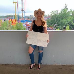 Meet your Posher, Kendra